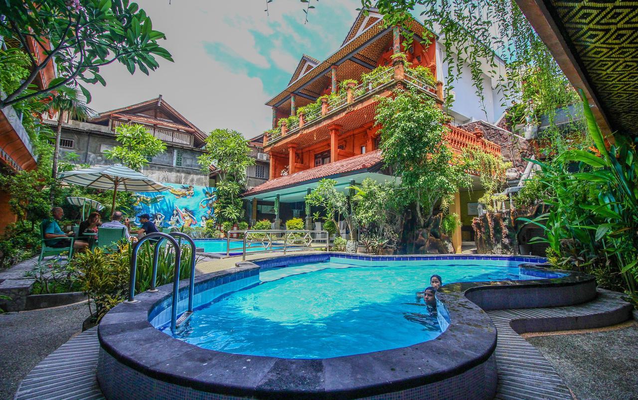 Hotel Lumbung Sari Легиан Екстериор снимка
