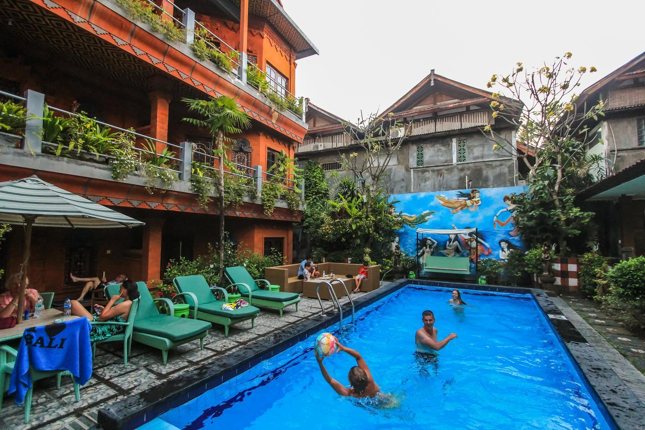 Hotel Lumbung Sari Легиан Екстериор снимка