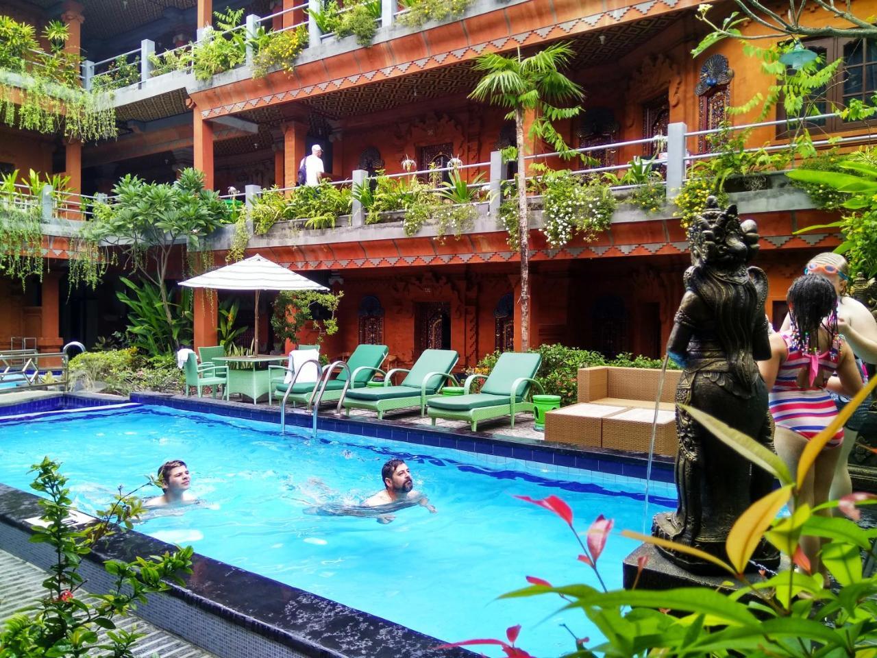 Hotel Lumbung Sari Легиан Екстериор снимка